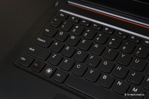  Lenovo IdeaPad U300s: ,  MacBook Air
