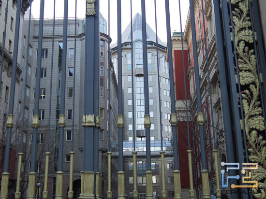 ISO 250, 47 , F/2,2 1/400 c