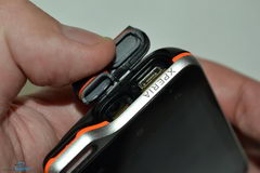  Sony Ericsson Xperia Active:  