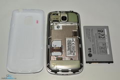  LG Optimus One (P500):    Android