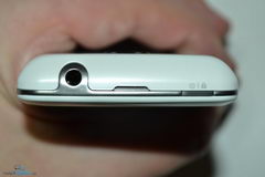  LG Optimus One (P500):    Android