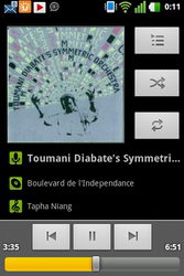  LG Optimus One (P500):    Android