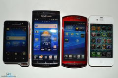  Sony Ericsson Xperia Arc S:  