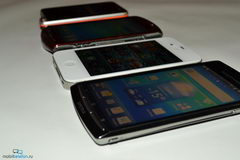  Sony Ericsson Xperia Arc S:  