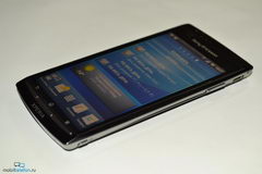  Sony Ericsson Xperia Arc S:  