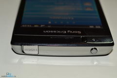  Sony Ericsson Xperia Arc S:  