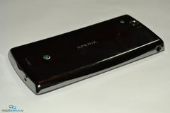  Sony Ericsson Xperia Arc S:  