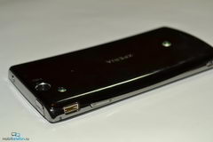  Sony Ericsson Xperia Arc S:  