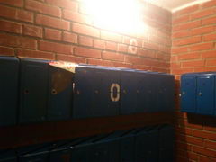  Sony Ericsson Xperia Pro:    Android