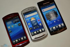  Sony Ericsson Xperia Pro:    Android