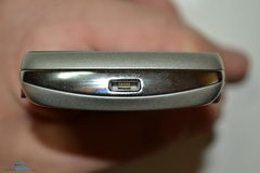  Sony Ericsson Xperia Pro:    Android