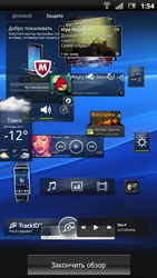  Sony Ericsson Xperia Pro:    Android