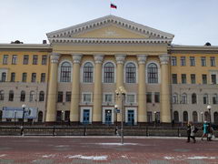  Sony Ericsson Xperia Pro:    Android