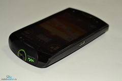  Sony Ericsson Xperia Pro:    Android