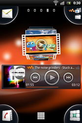  Sony Ericsson Xperia Pro:    Android