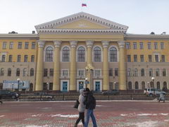  Sony Ericsson Xperia Pro:    Android