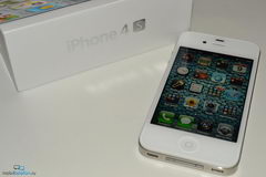  iPhone 4S:  iPhone,  