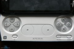  Sony Ericsson Xperia Play:    