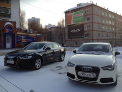  Nokia Lumia 800:   Windows Phone 