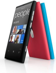  Nokia Lumia 800:   Windows Phone 