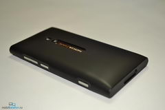  Nokia Lumia 800:   Windows Phone 