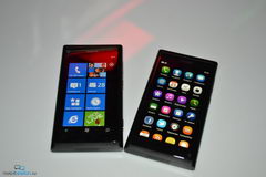  Nokia Lumia 800:   Windows Phone 