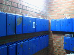  Gigabyte GSmart G1345:  SIM-  Android 2.3