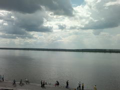  Nokia E7:    Symbian