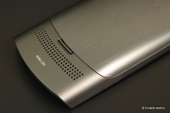  Nokia Asha 303:    QWERTY-