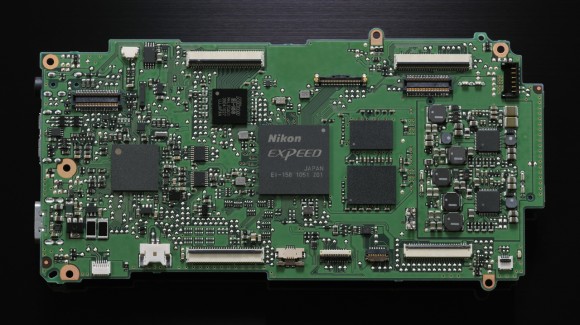  EXPEED 3    Nikon D800