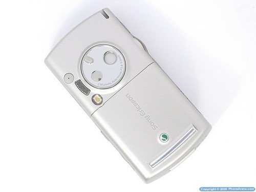 Sony Ericsson P990i -  
