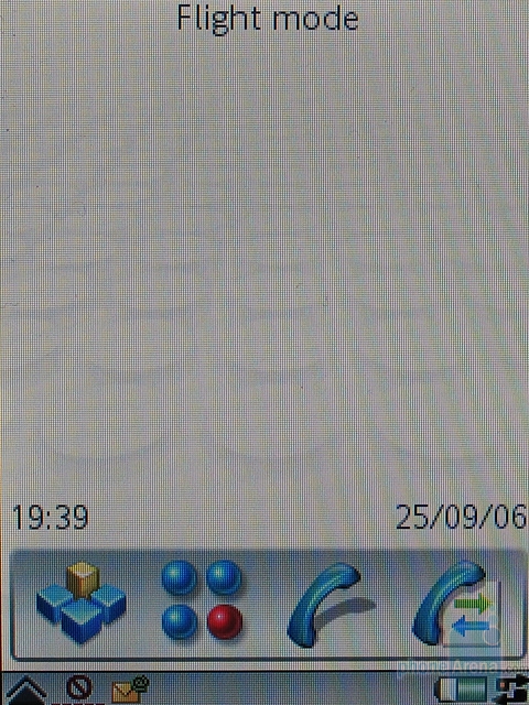 Sony Ericsson P990i -     