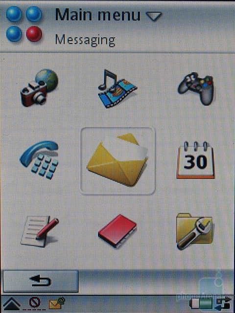 Sony Ericsson P990i -     