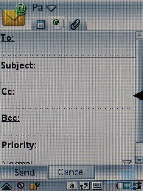 Sony Ericsson P990i -   