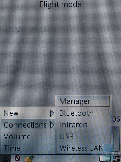 Sony Ericsson P990i -  