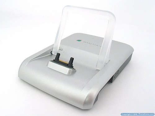 Sony Ericsson P990i - -