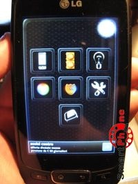 ����� ��������� Tiny Flashlight ��� Android OS