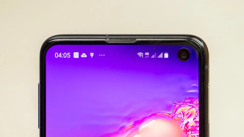 10 причин купить Samsung Galaxy S10e и 1 аргумент против — фото 1