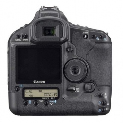 Canon EOS-1Ds Mark III  -  1