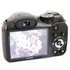 Fujifilm FinePix S2700 -  3
