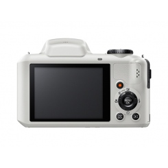 Fujifilm FinePix S8600 -  8