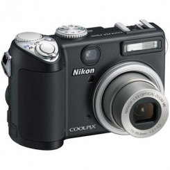 Nikon COOLPIX P5000 -  7