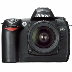 Nikon D70s -  3
