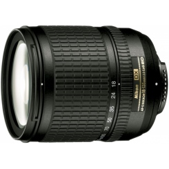 Nikon 18-135mm f/3.5-5.6 ED-IF AF-S DX Zoom-Nikkor -  1