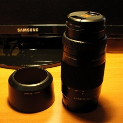 Sony SAL-75300 75-300mm f/4.5-5.6 -  2