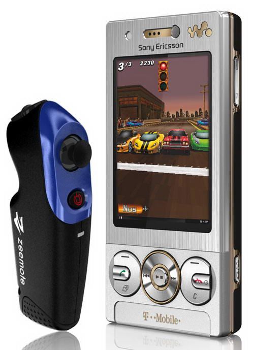 Sony Ericsson W705 and Zeemote JS1