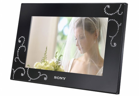 sony_digital_photoframe-thumb-450x312