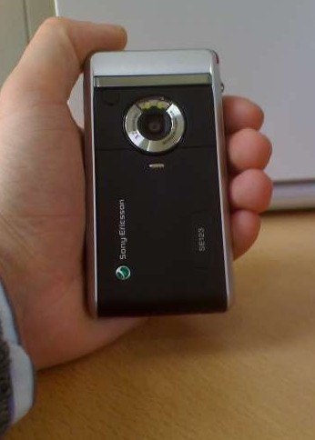 Sony Ericsson P700i 