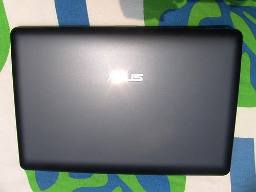 ASUS Eee PC 1215 -    USB 3.0