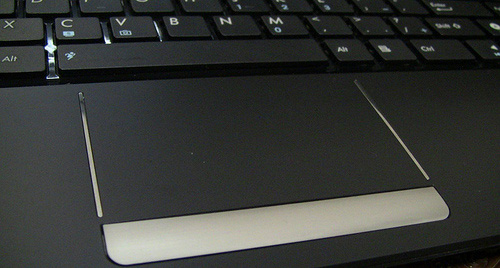 ASUS Eee PC 1215 -    USB 3.0